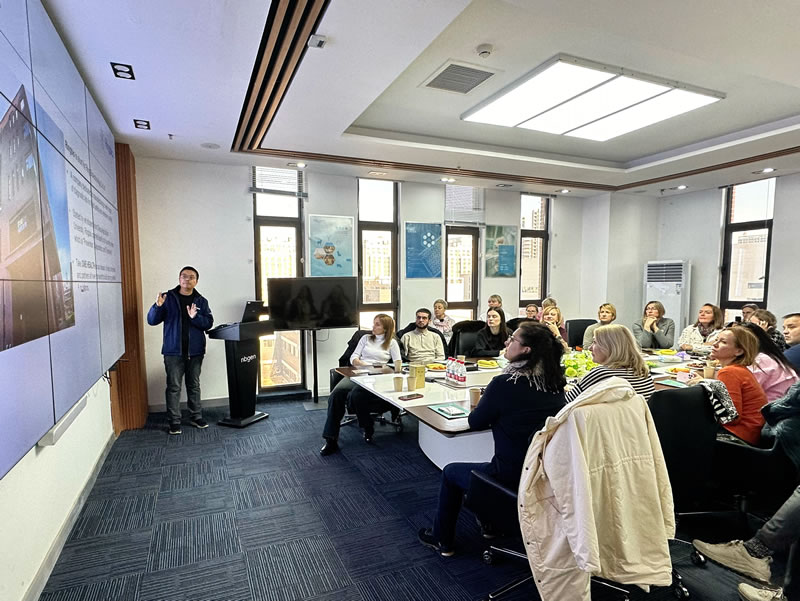 白俄罗斯农产品加工代表团到访纳百  深化中白食品检测领域技术交流​